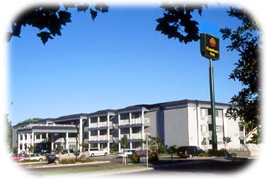  Photo of hotel exterior